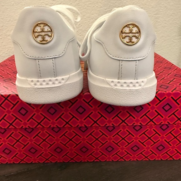 Tory Burch Howell Court White Lace-Up Sneaker - Picture 3 of 10